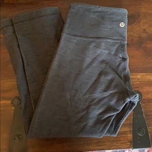 Dark heather grey Lululemon crop leggings